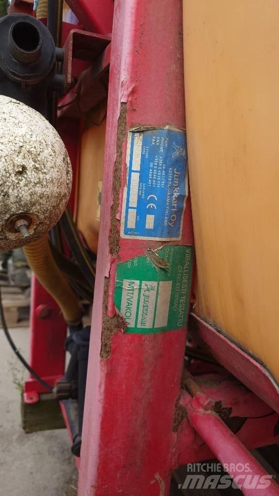 Junkkari 87900 承載式噴霧機