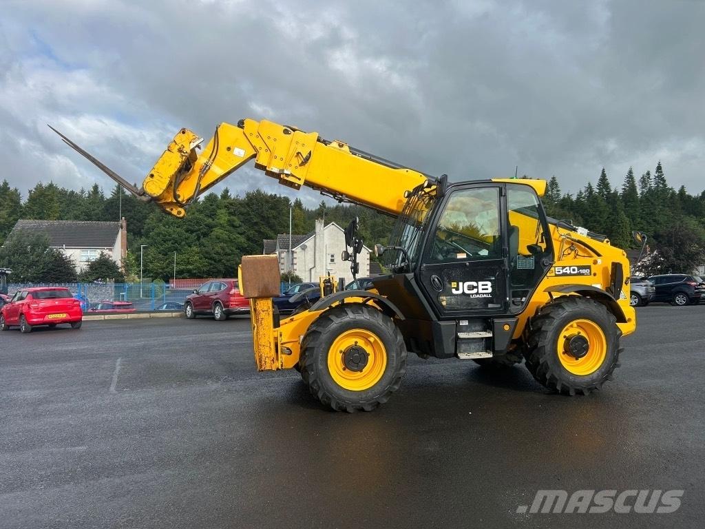 JCB 540-180 伸縮臂操作車