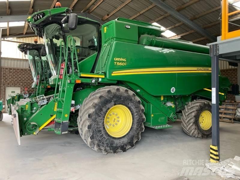 John Deere T560 聯合收穫機