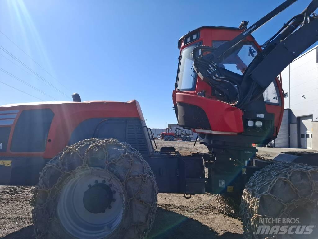 Komatsu 911.6 收穫機