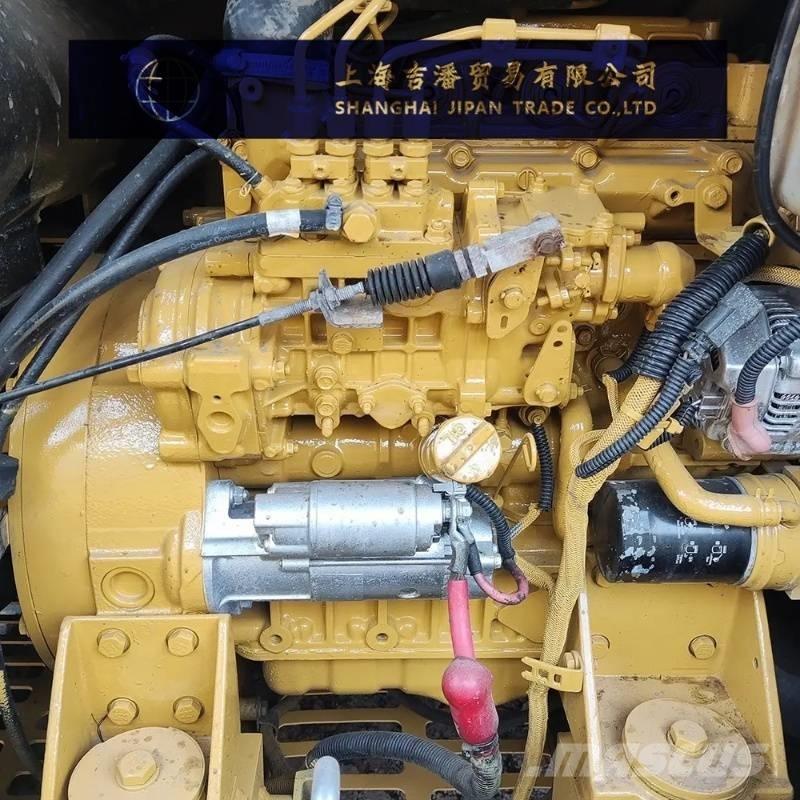 CAT 306 小型挖土機/掘鑿機<7t(小型挖掘機)