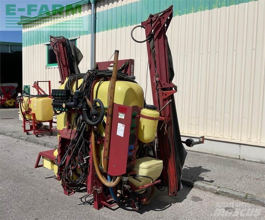 Hardi Master 牽引式噴霧機