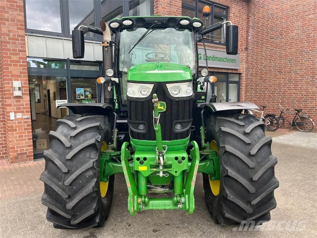 John Deere 6210R 曳引機