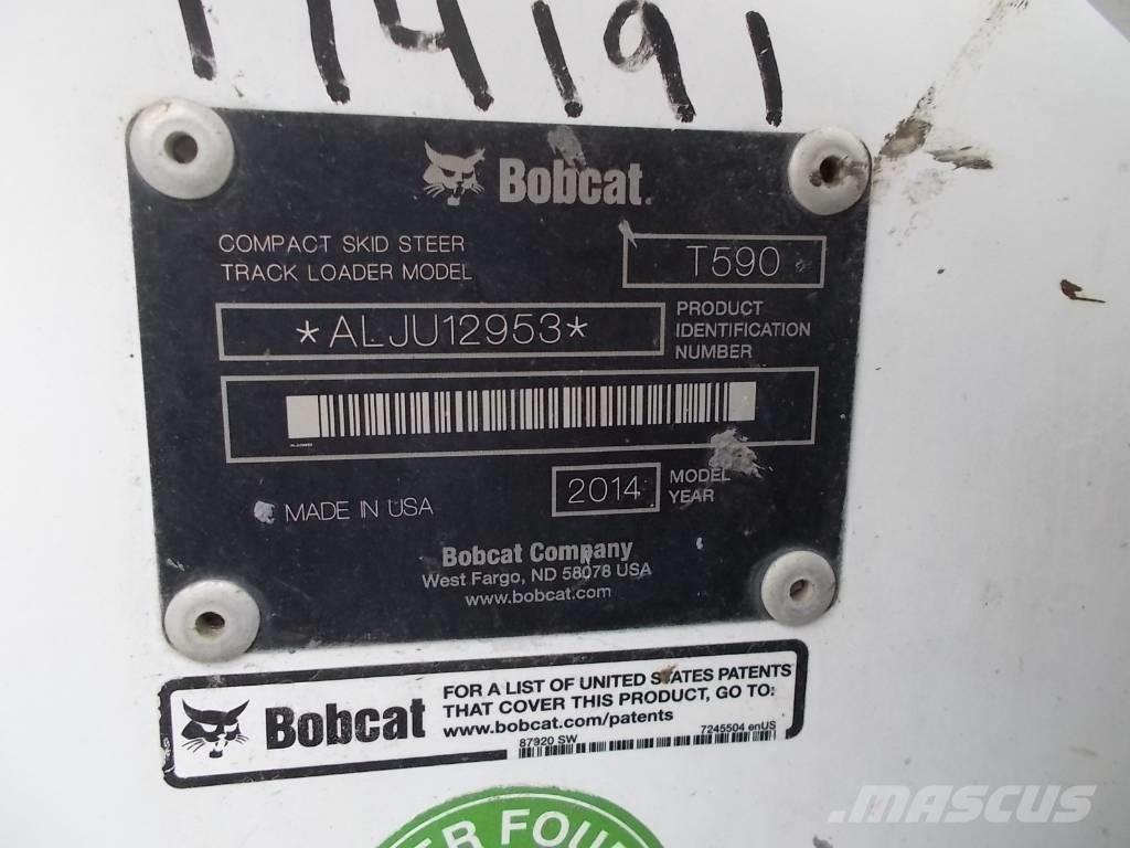 Bobcat T590 滑移轉向裝載機