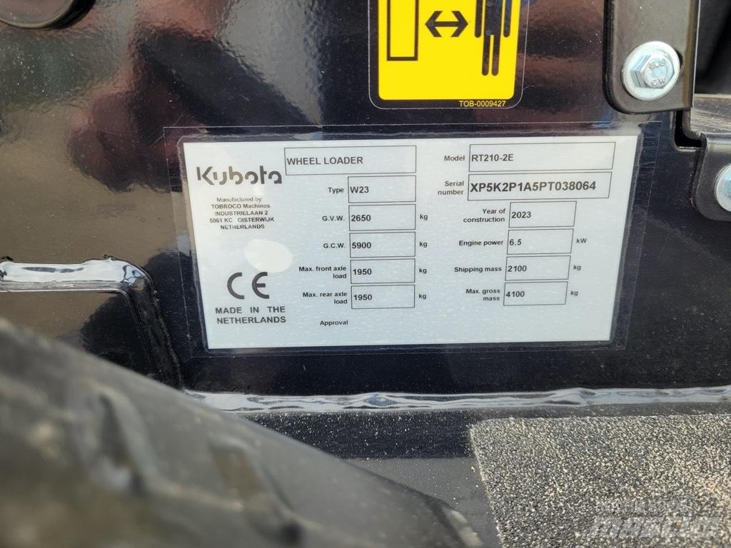 Kubota RT210-2E 輪胎式裝載機