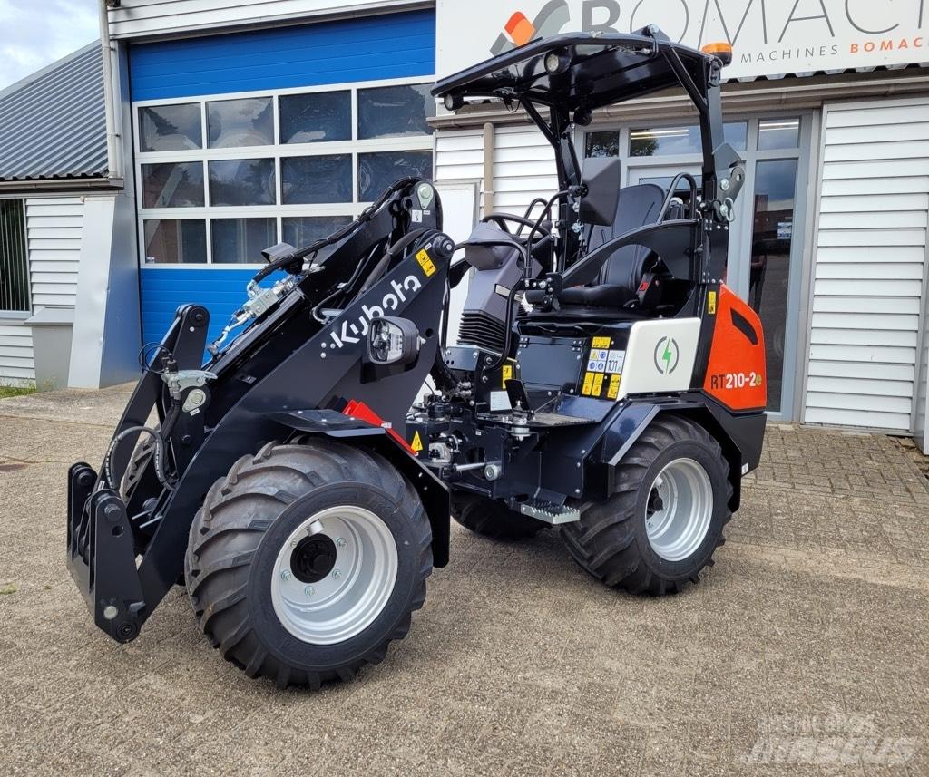 Kubota RT210-2E 輪胎式裝載機