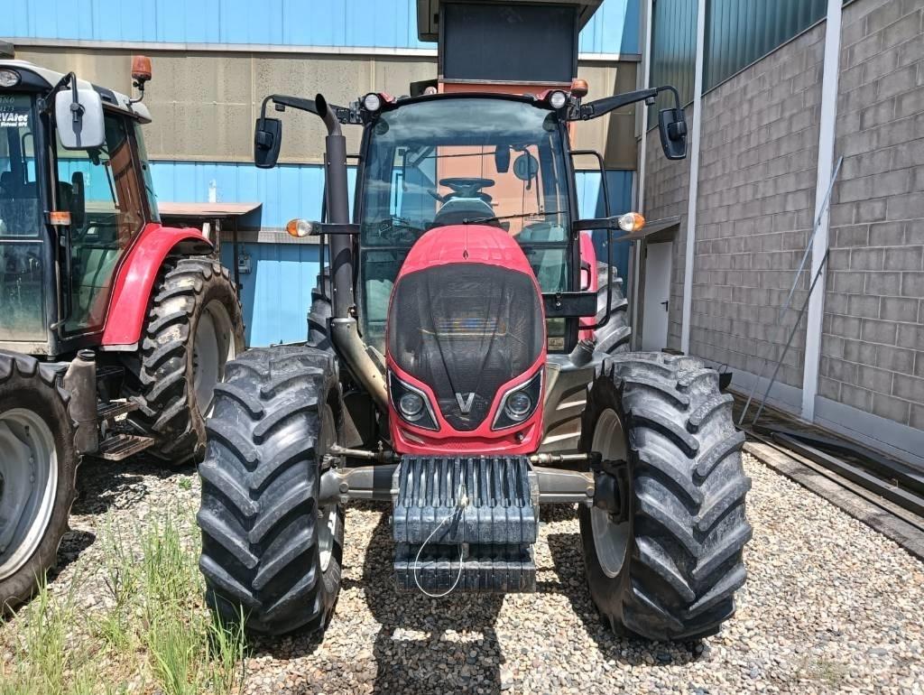 Valtra A 114 曳引機
