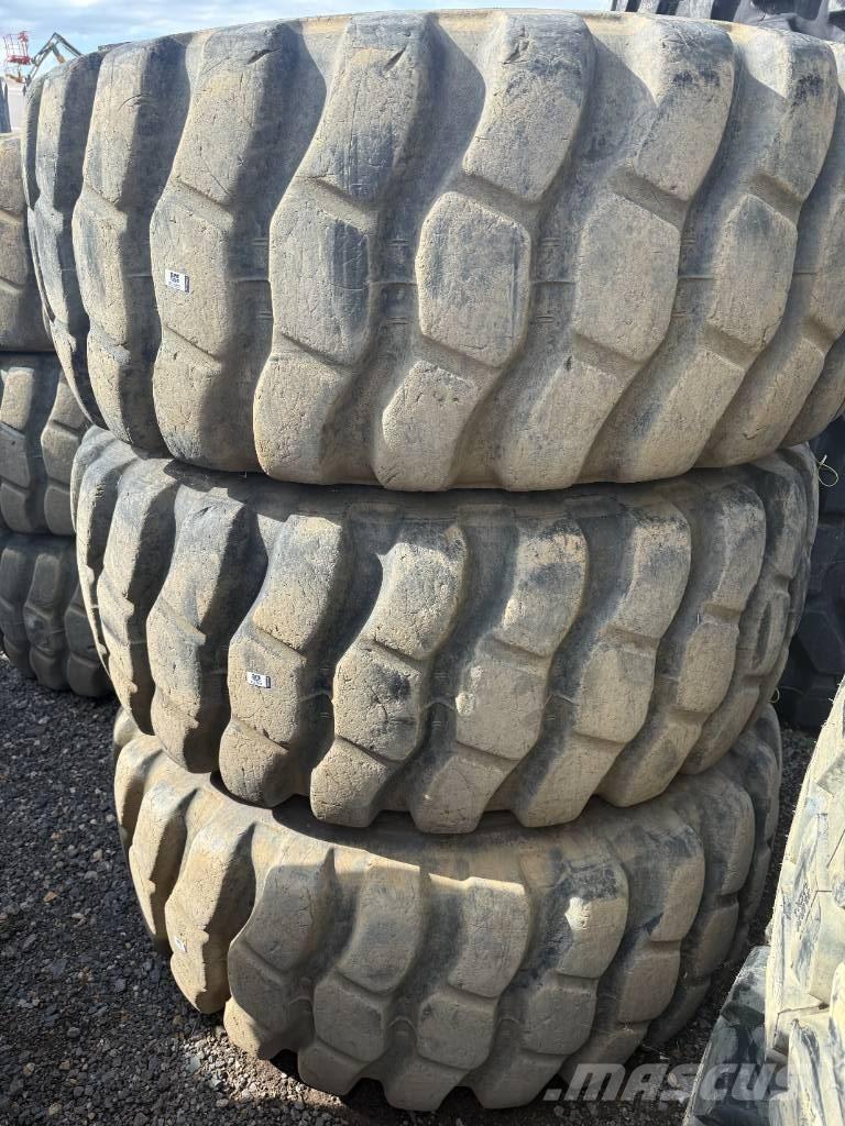 Bridgestone 23.5R25 輪胎、車輪和輪圈