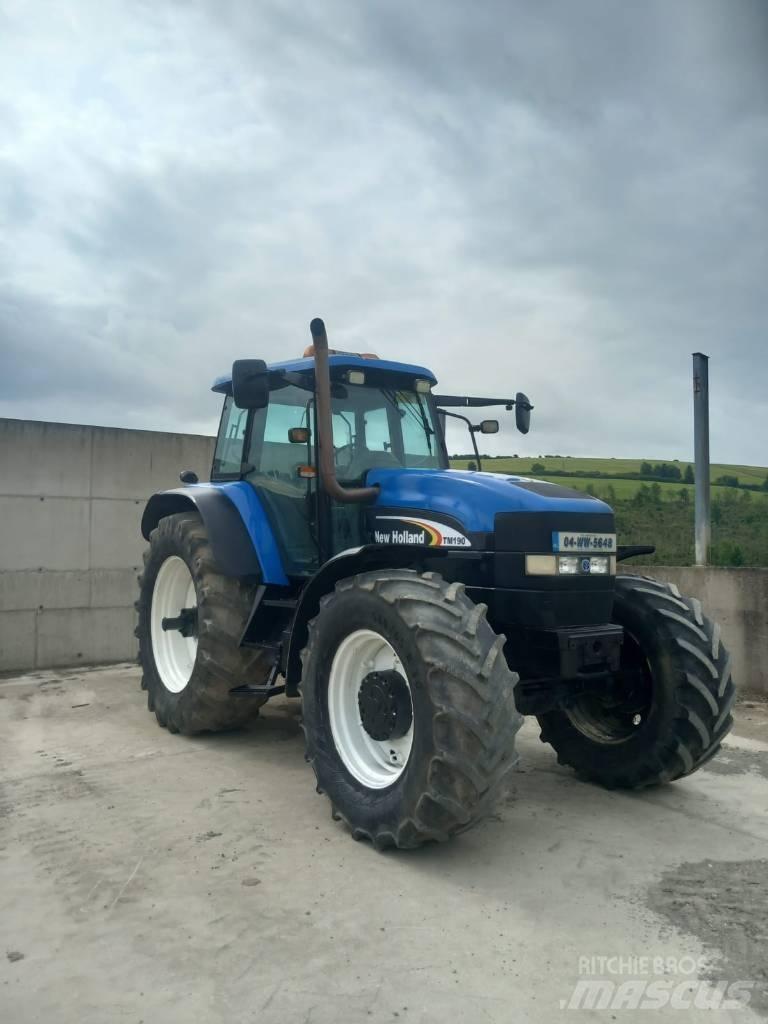 New Holland TM 190 曳引機