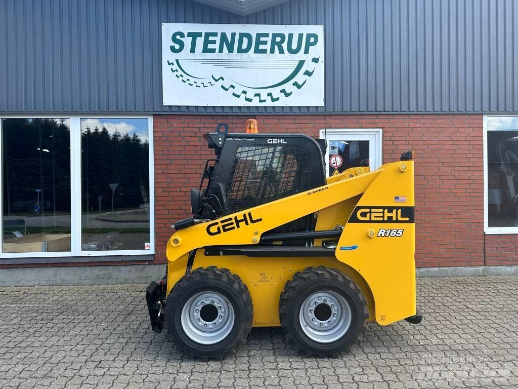 Gehl RT165 滑移轉向裝載機