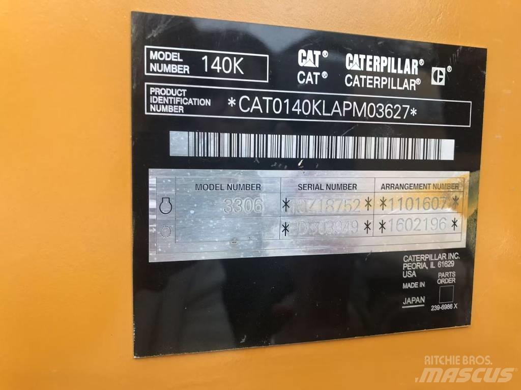 CAT 140k 平土機