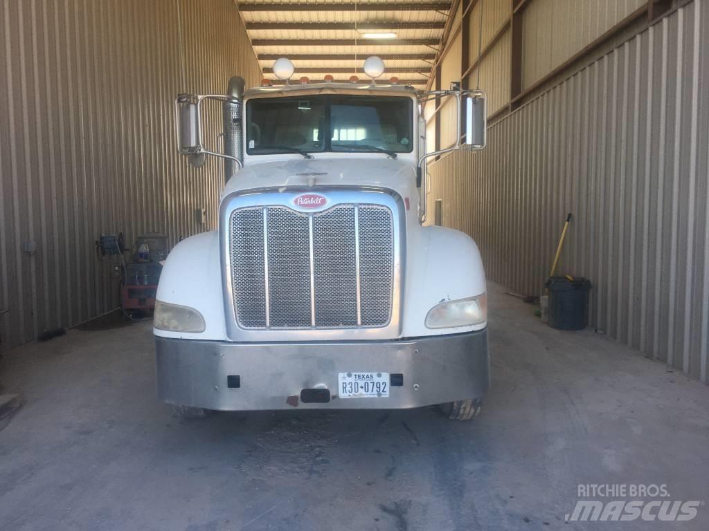 Peterbilt 386 曳引機組件