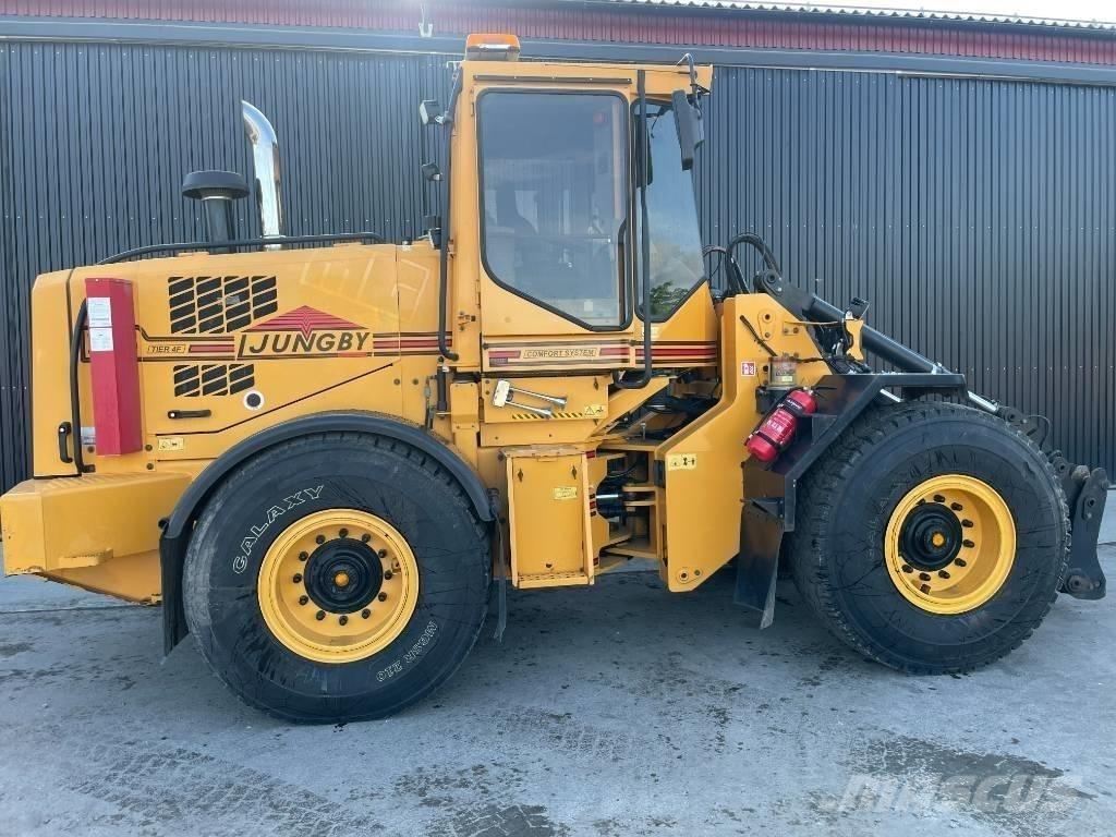 Ljungby L 15 輪胎式裝載機