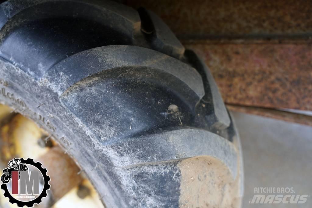 HYDRAULISK TIPPVAGN 傾卸式拖車