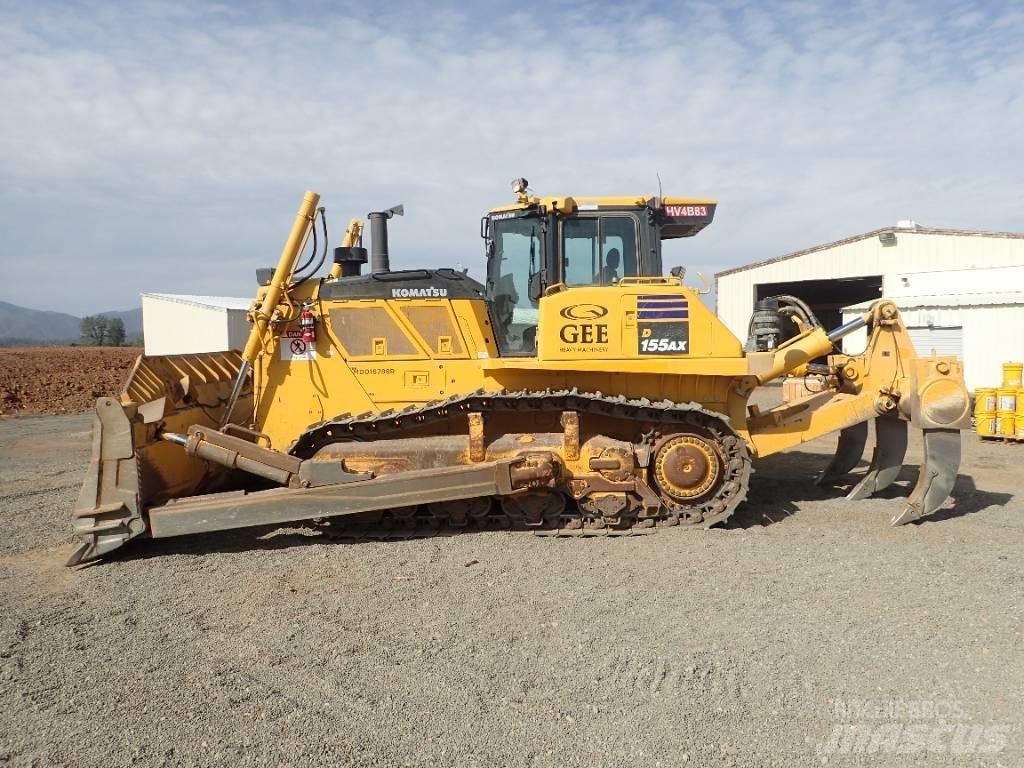 Komatsu D155AX-8 履帶推土機