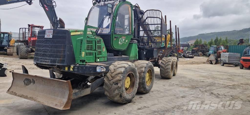 John Deere 1210 E 集運機