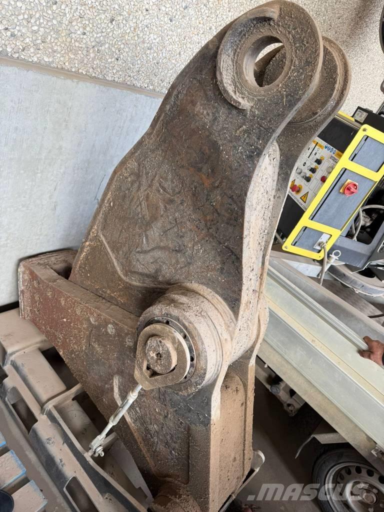 CAT MP 324 工程軋碎機(壓碎機)