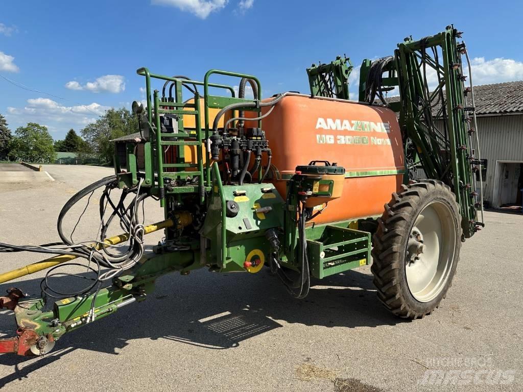 Amazone UG 3000 Nova 牽引式噴霧機
