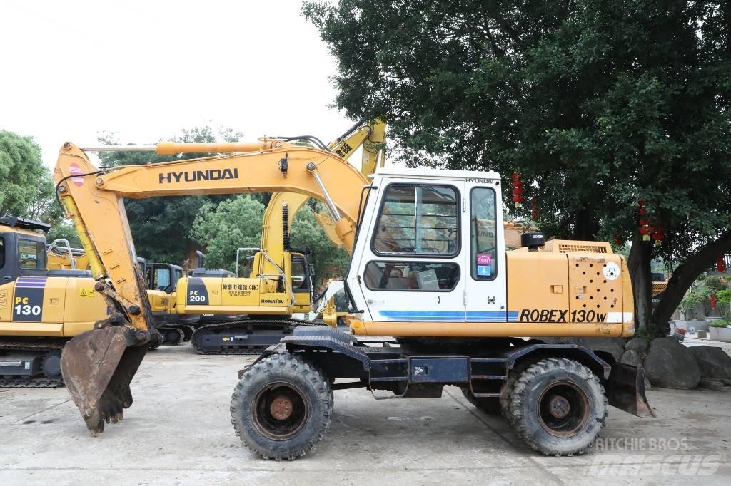 Hyundai Robex 130 W 旋轉式挖土機/掘鑿機/挖掘機
