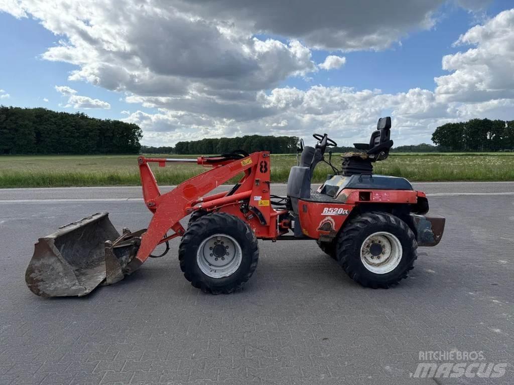 Kubota R520NH 輪胎式裝載機
