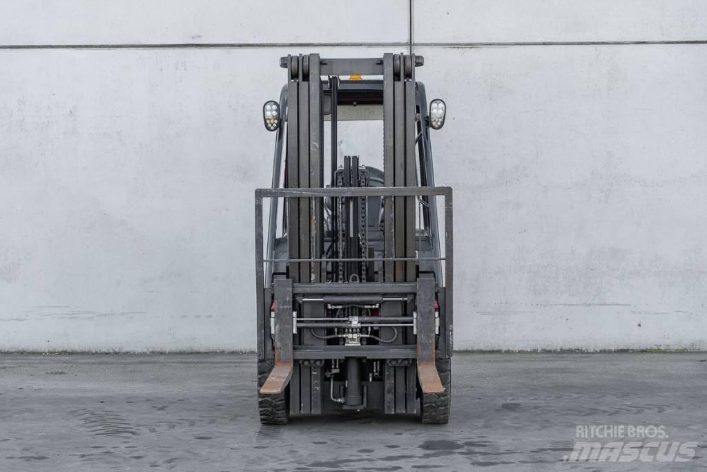 Manitou MI 25 D 柴油卡車