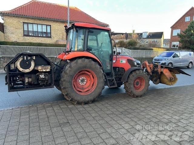 Kubota 7060M 曳引機