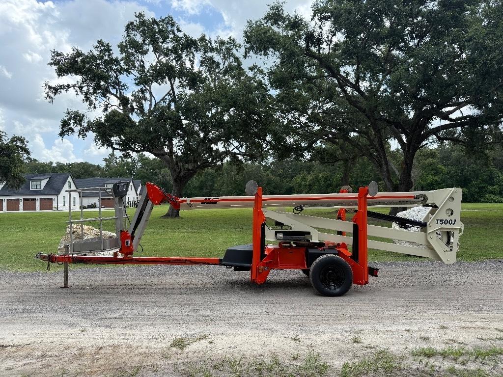 JLG T 500 J 拖車裝載高空作業平台