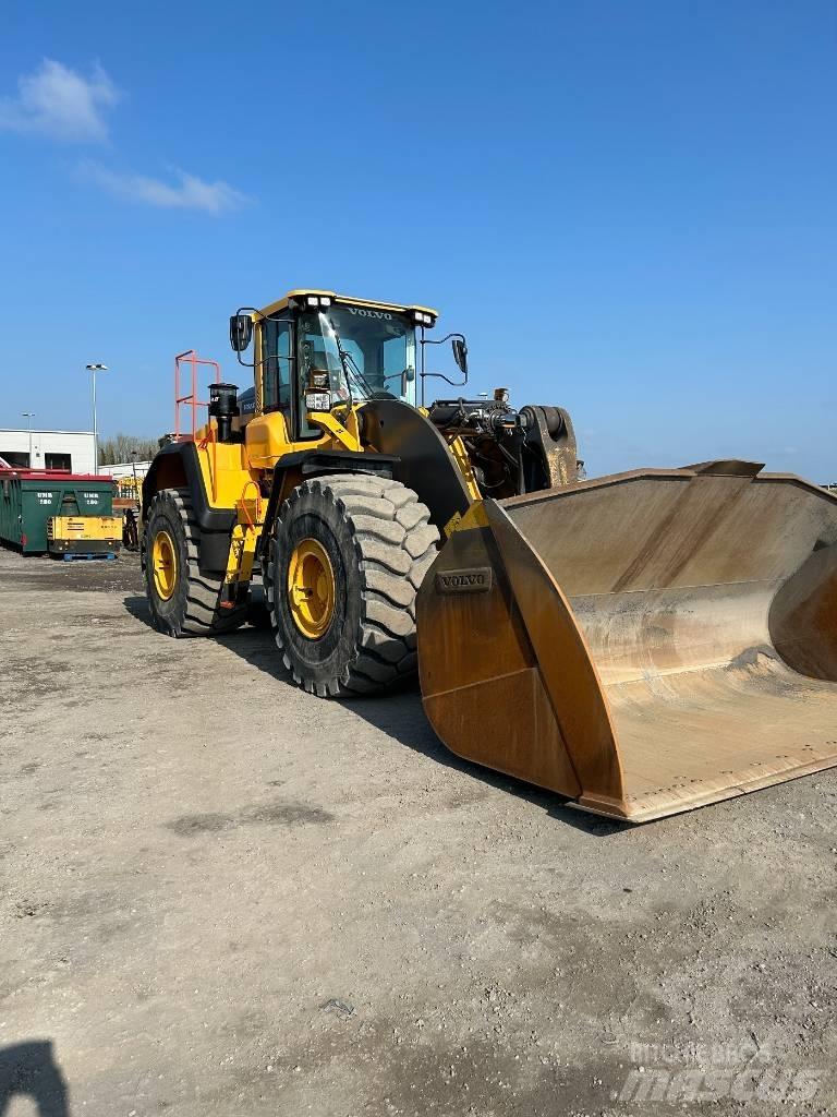 Volvo L 260 H 輪胎式裝載機