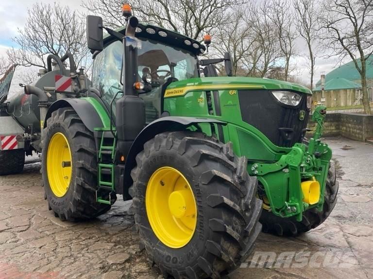 John Deere 6R 250 曳引機