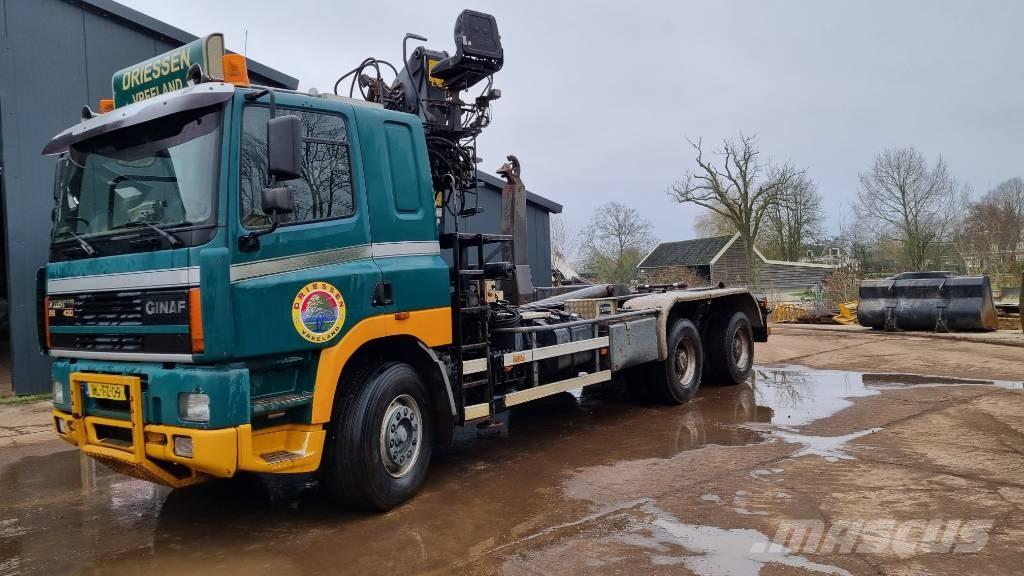 Ginaf M 3232-S 吊鉤式起重車