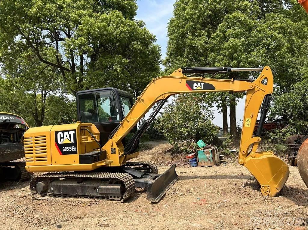 CAT 305.5 小型挖土機/掘鑿機<7t(小型挖掘機)