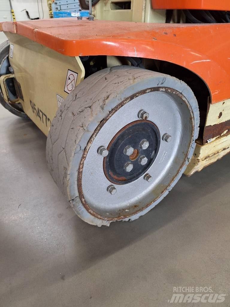 JLG Toucan 10 E 垂直升降工作台