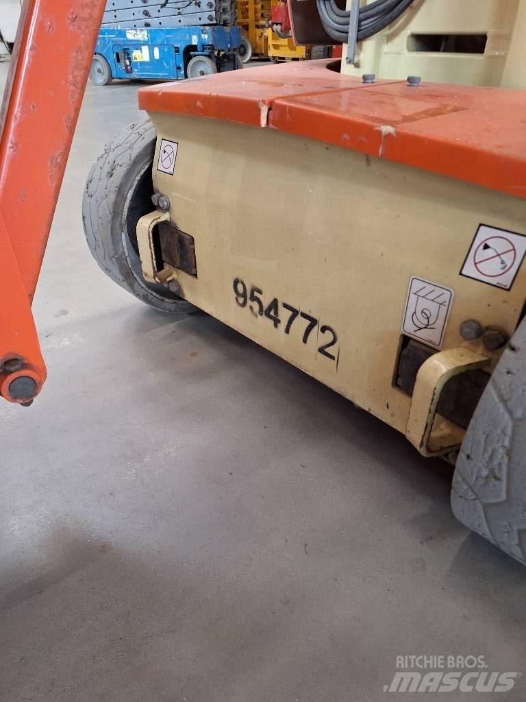 JLG Toucan 10 E 垂直升降工作台