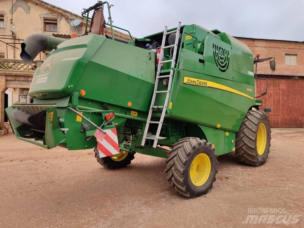 John Deere W 440 聯合收穫機