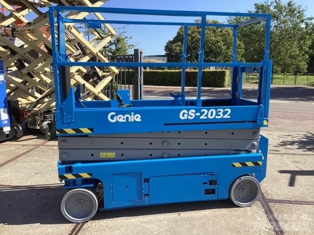 Genie GS2032 剪式升降機
