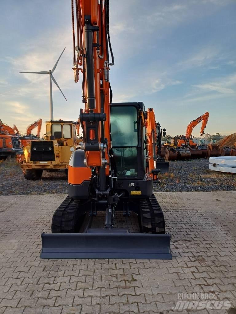 Doosan DX 55 R-7 小型挖土機/掘鑿機<7t(小型挖掘機)