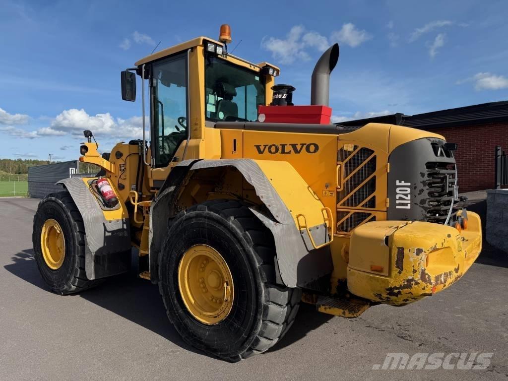 Volvo L 120 F 輪胎式裝載機