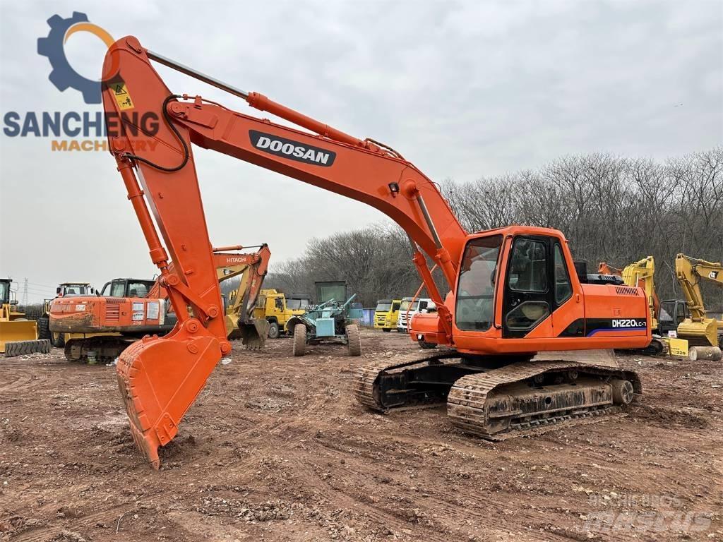 Doosan DH 220 履帶式 挖土機/掘鑿機/挖掘機