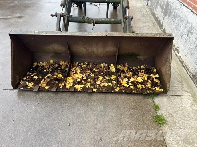 Mailleux TN750A 前端裝載機和挖掘機