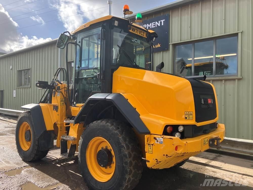 JCB 411 輪胎式裝載機