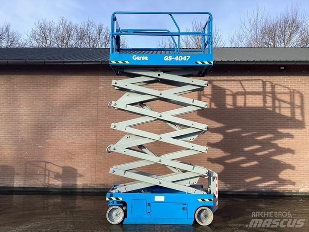 Genie GS4047 剪式升降機