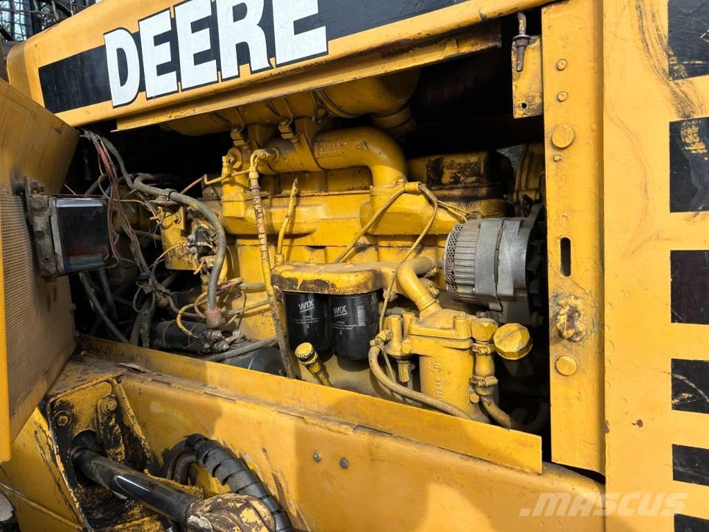 John Deere 640 D 集材機