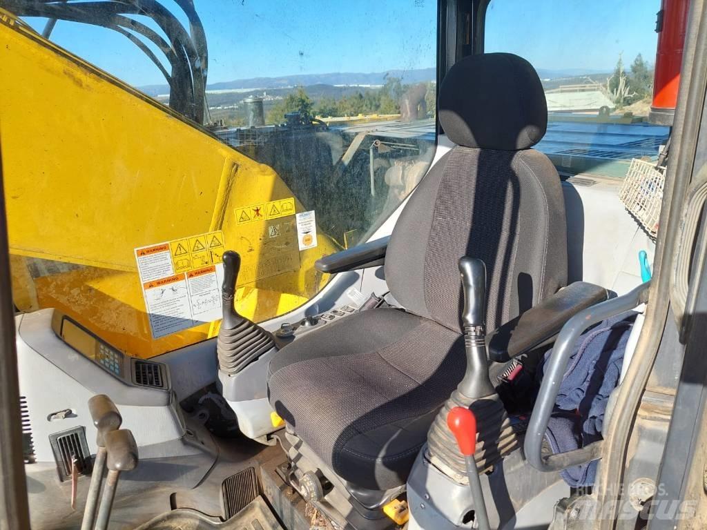 Komatsu PC 228 LC-3 履帶式 挖土機/掘鑿機/挖掘機