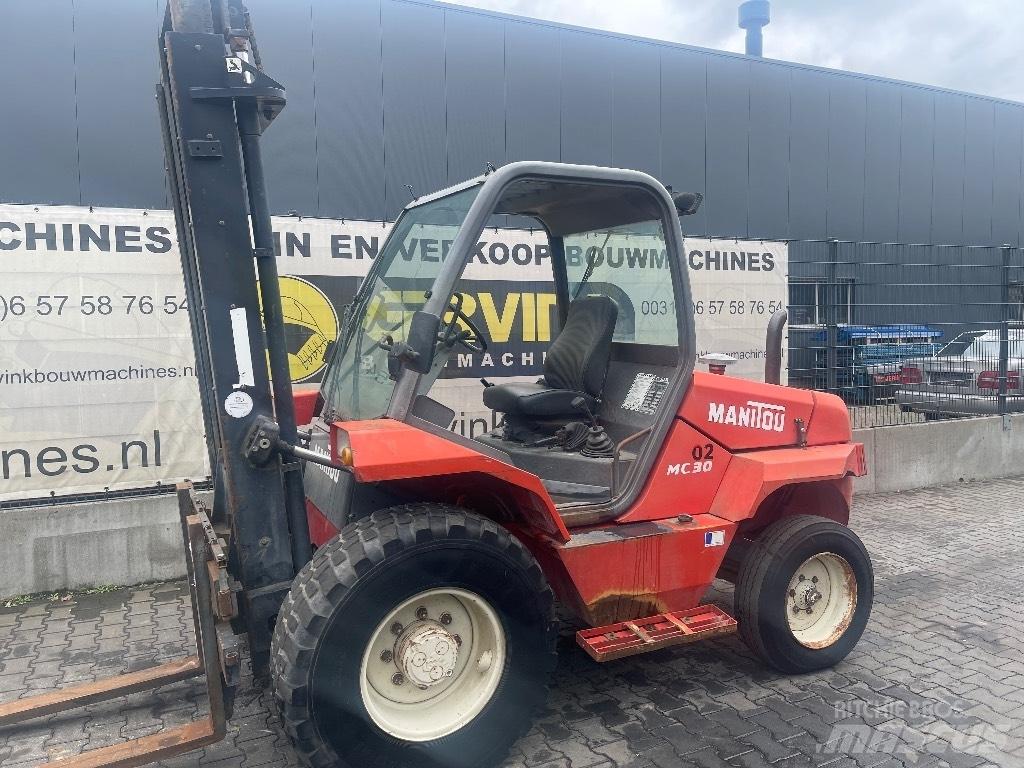Manitou MC 30 越野車