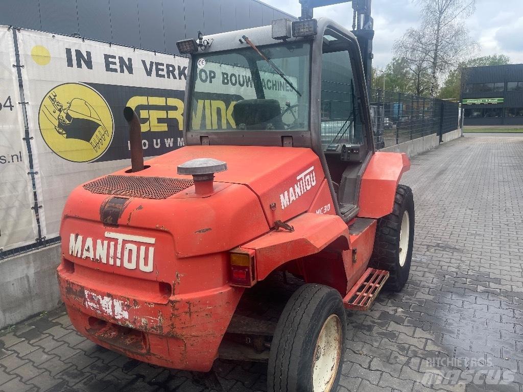 Manitou MC 30 越野車