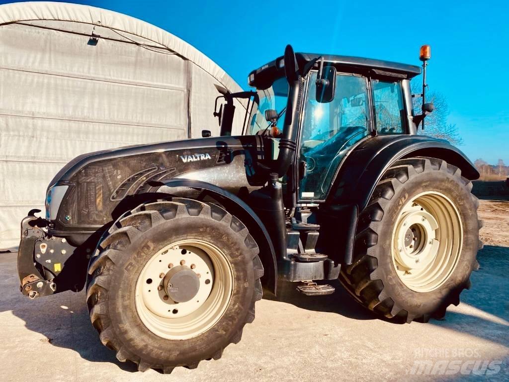Valtra T 203 曳引機