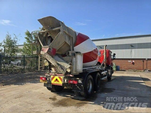 Scania P 320 混凝土車