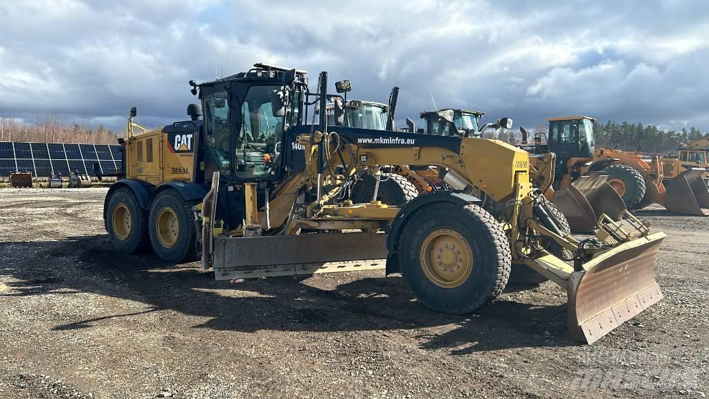 CAT 140 M 平土機
