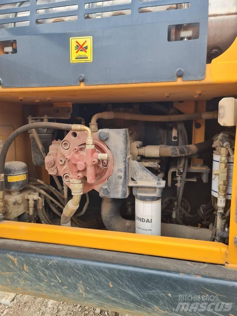 Hyundai HX 220 210 履帶式 挖土機/掘鑿機/挖掘機