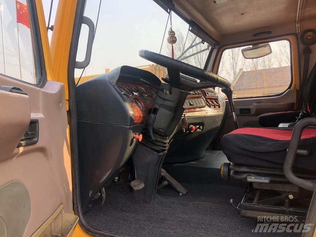 XCMG XCA 180 L 全路面起重機/吊車